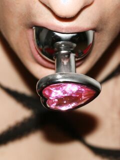 Sarahporn69 : I give you my heart for valentine's day.